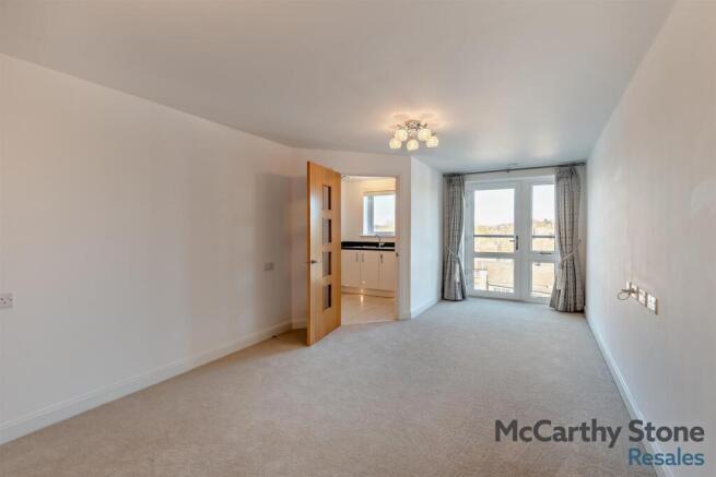8639828-interior02-800.jpg