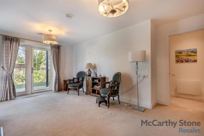 8641826-interior15.jpg