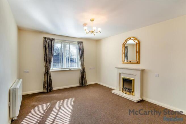 8642747-interior08.jpg