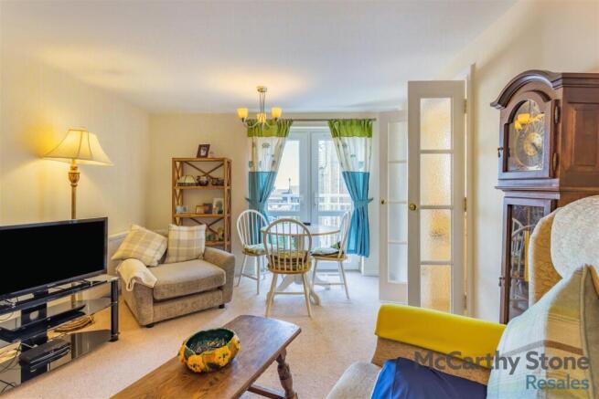 8644025-interior07.jpg