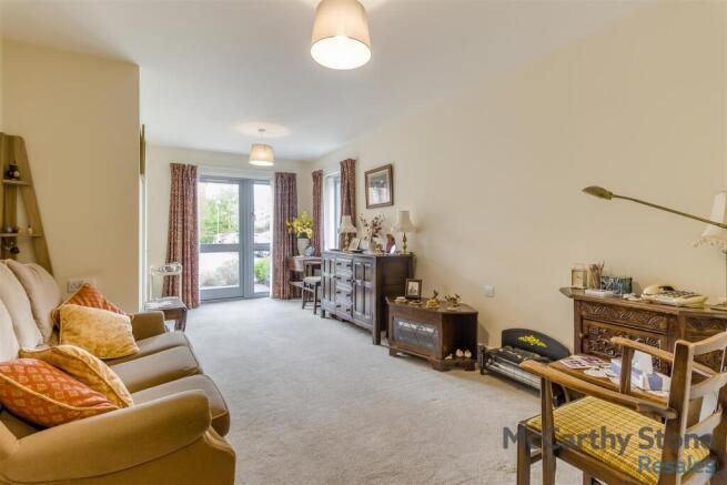 8646914-interior07.jpg