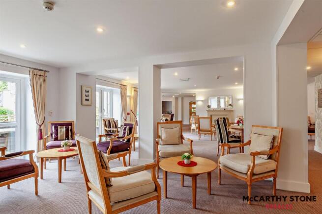 8605250-interior18-800.JPG