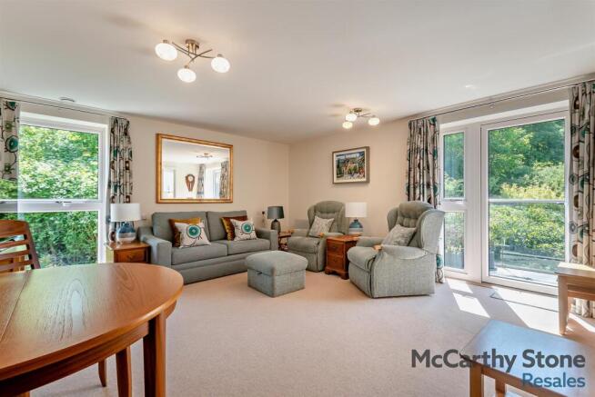 8646708-interior04-800.jpg