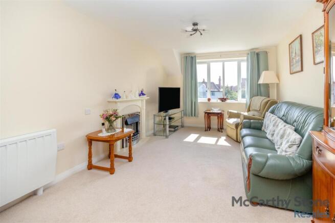 8647929-interior08.jpg