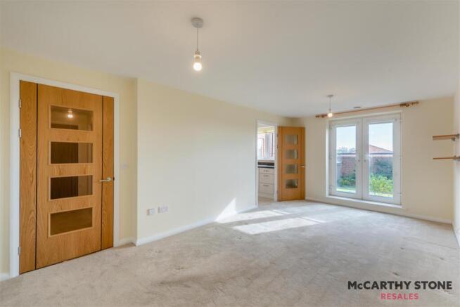 8623360-interior14.jpg