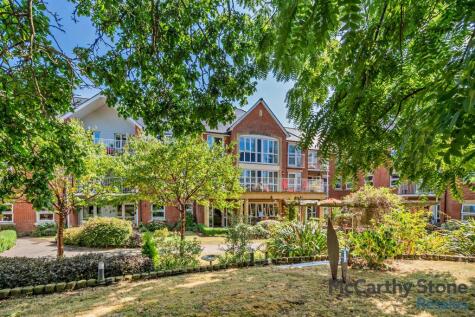 Dukes Court, Bulford, Wellington