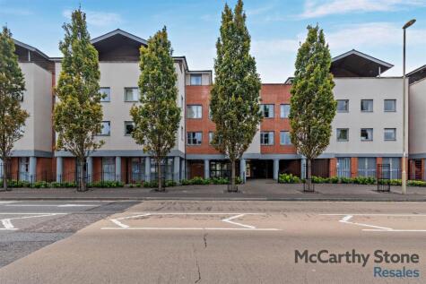 Lady Susan Court, New Road, Basingstoke A One Bedroom Second Floor Retirement Apartment