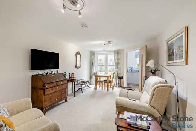 8660459-interior12-800.jpg