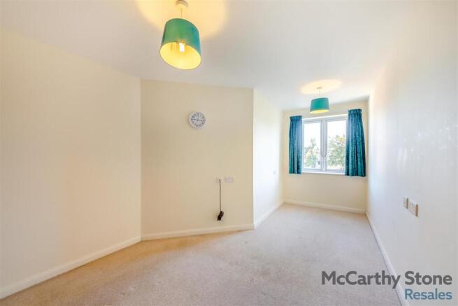 8664916-interior08.jpg