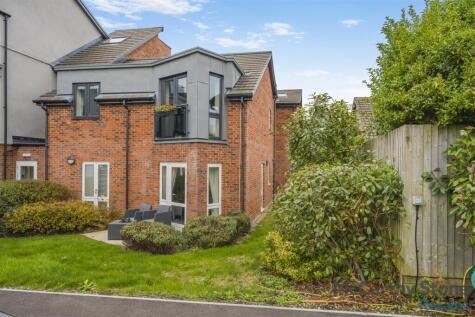 Crocus Court, Station Road, Poulton-Le-Fylde, FY6 7XJ