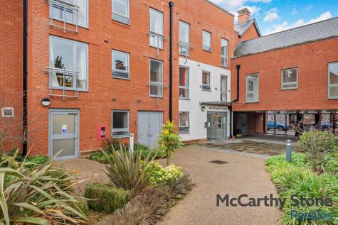 Endless Street, Salisbury
