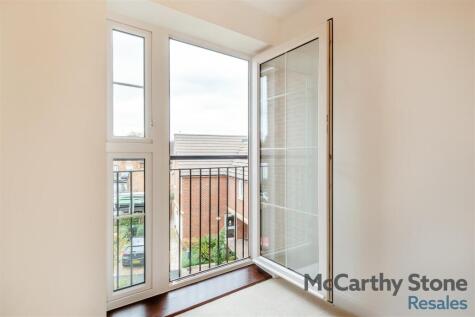 Lowe House, London Road, Knebworth