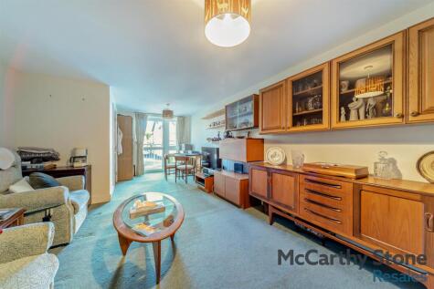 Queens Gate, Wellington Road, Wokingham