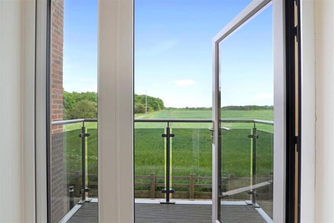 10-c3981353-6003-4652-b1b1-582cd2f36c87CT_MCS_Flat