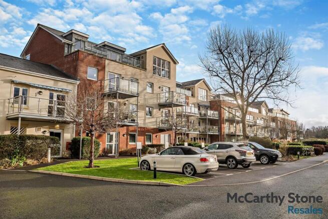 Ellisfields Court