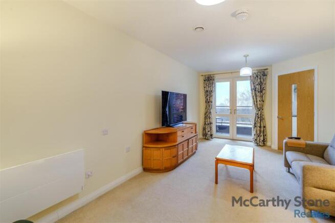 8635813-interior11.jpg
