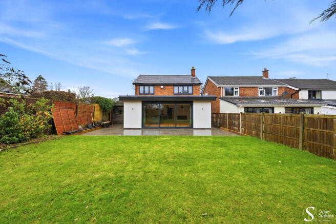 7 Woodside, Knuts...