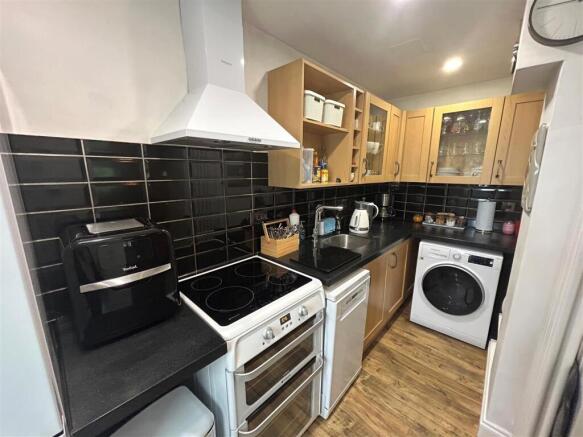 Kitchen.jpg