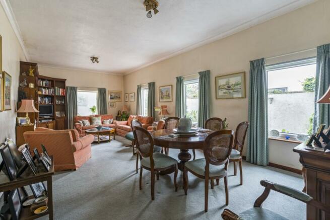 Sitting Dining Room