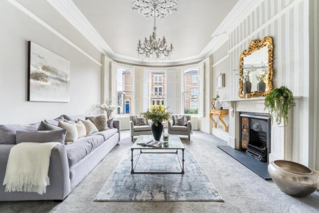 Reception room 