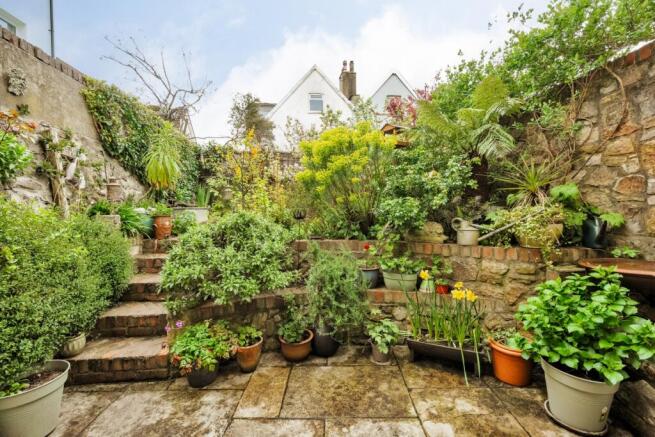 11 Garden