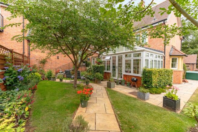 Private Garden
