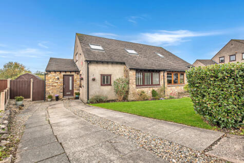 St. James Drive, Carnforth, LA6