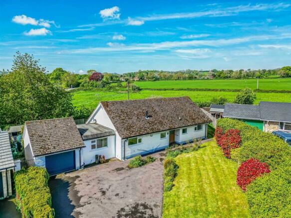 3 Stroud End-Aerial View West