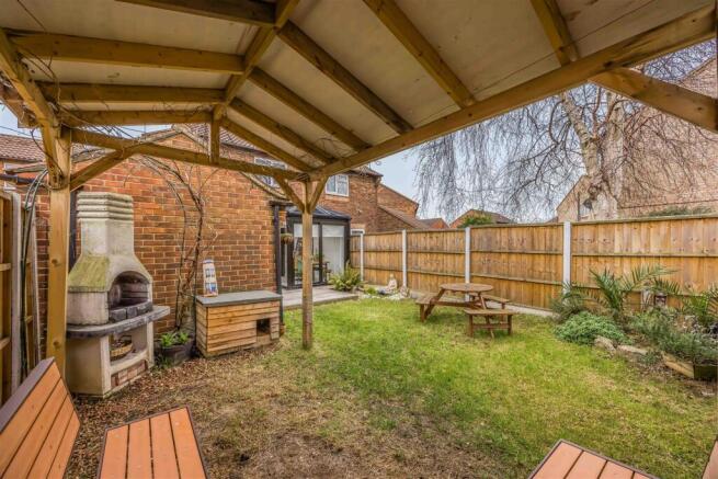 16 Everdon Road, Portsmouth-Small-PorticoMarketing