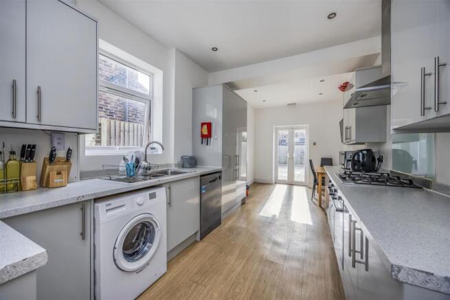 184 Fawcett Road, Southsea-PorticoMarketing-Nexa-2