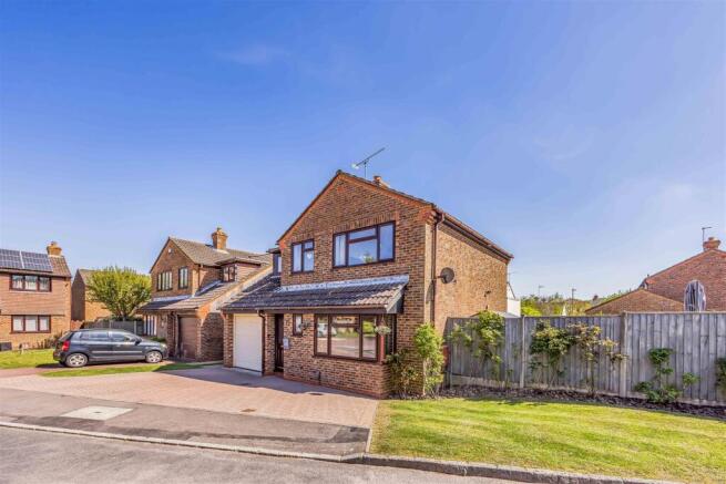 20 Paddock End, Denmead-Small-PorticoMarketing-Nex