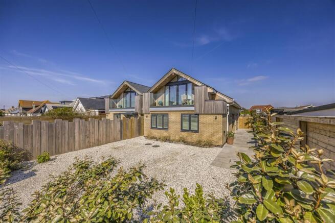 45 East Bracklesham Drive, Bracklesham Bay-Portico