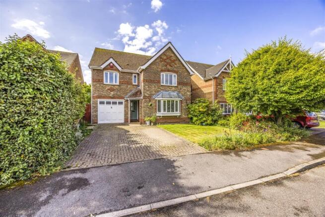 22 Fraser Gardens, Southbourne-PorticoMarketing-Ne