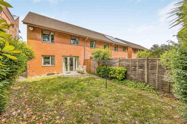 14 Lloyd Road, Chichester-Small-PorticoMarketing-N