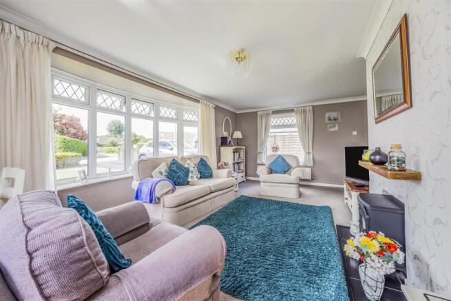 32 Maybush Drive, Emsworth-PorticoMarketing-Nexa-8