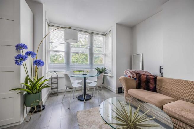 Flat 7, 12 Hampshire Terrace, Southsea-Small-Porti