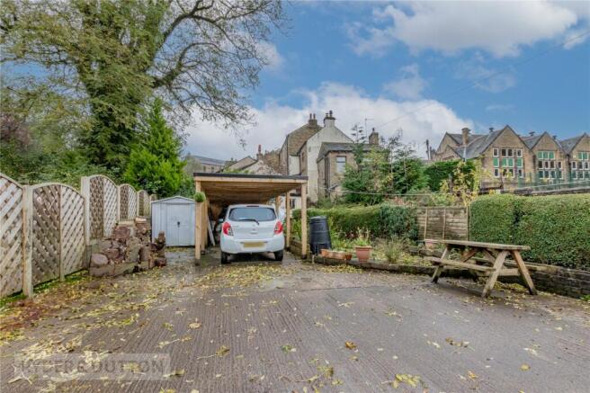 Garden & Parking
