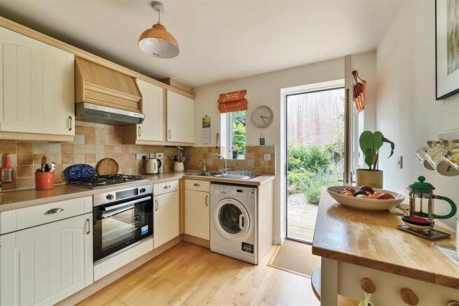 Kitchen / Breakfast Room