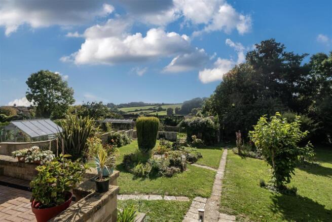 Garden & View