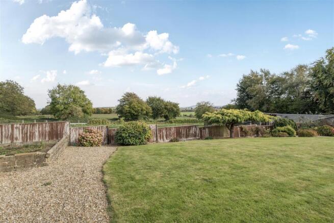Garden & Outlook to rear