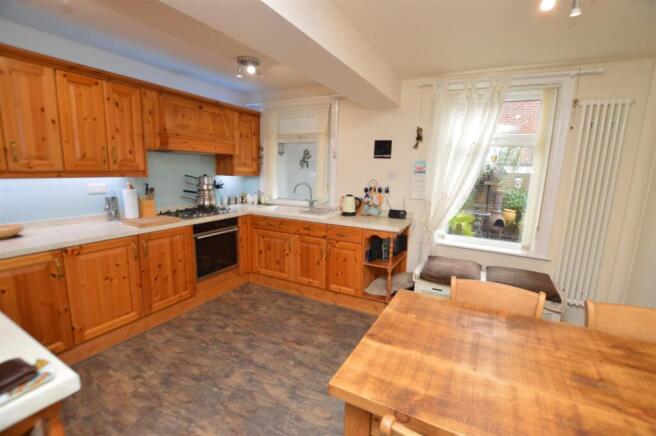 Dining kitchen
