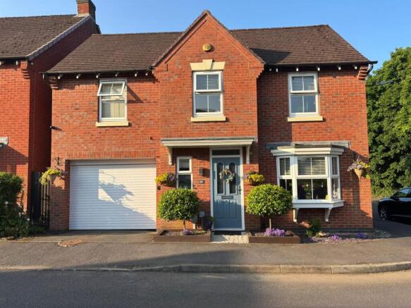BUCKINGHAM DRIVE