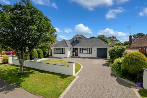 Meadway, Rustington, BN16