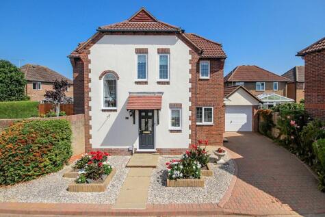Chatsworth Close, Rustington, BN16