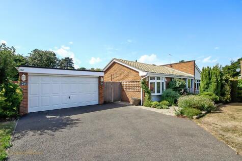 Meadway, Rustington, BN16