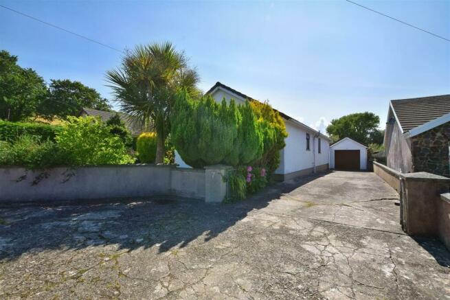 Driveway & Garage