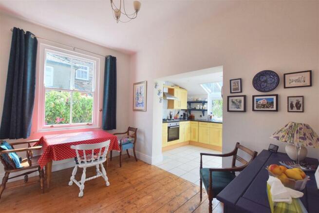 Dining room/kitchen