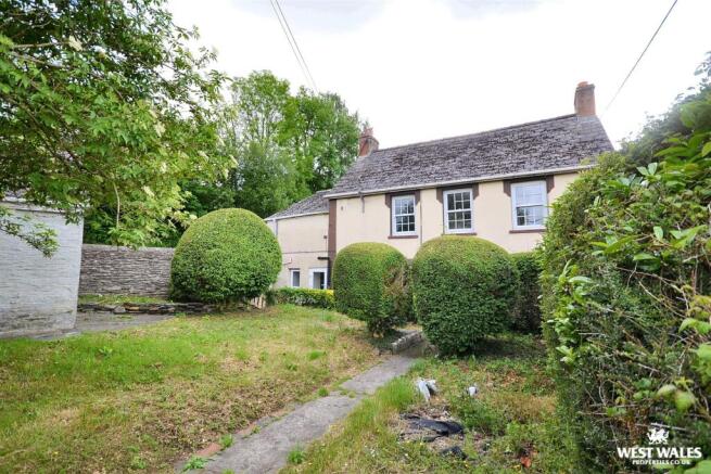 Front of House / Garden