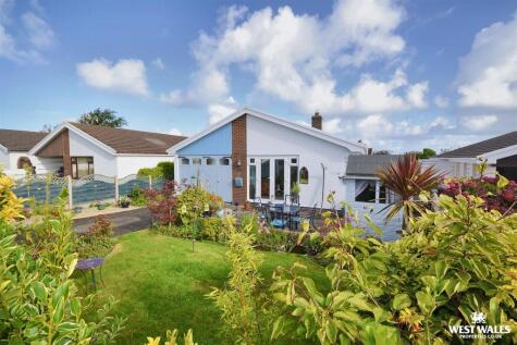 Parc Y Delyn, Parcllyn, Cardigan