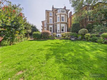 Uxbridge Road, Kingston upon Thames, KT1